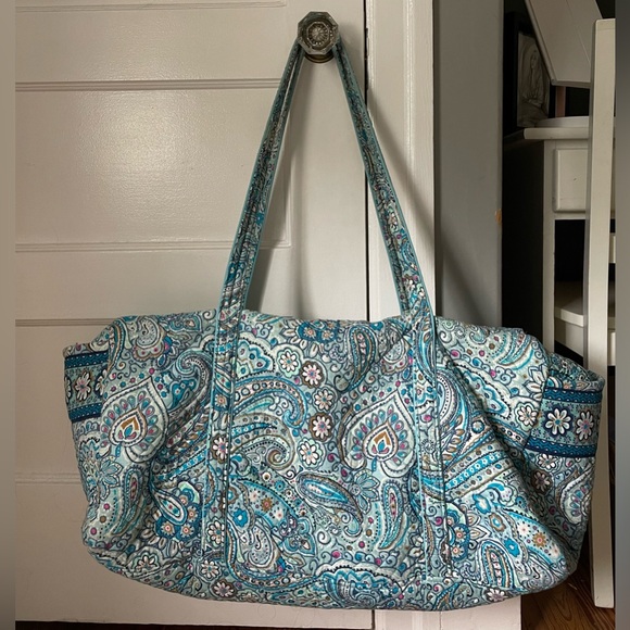 Large Vera Bradley duffel bag - Picture 3 of 3